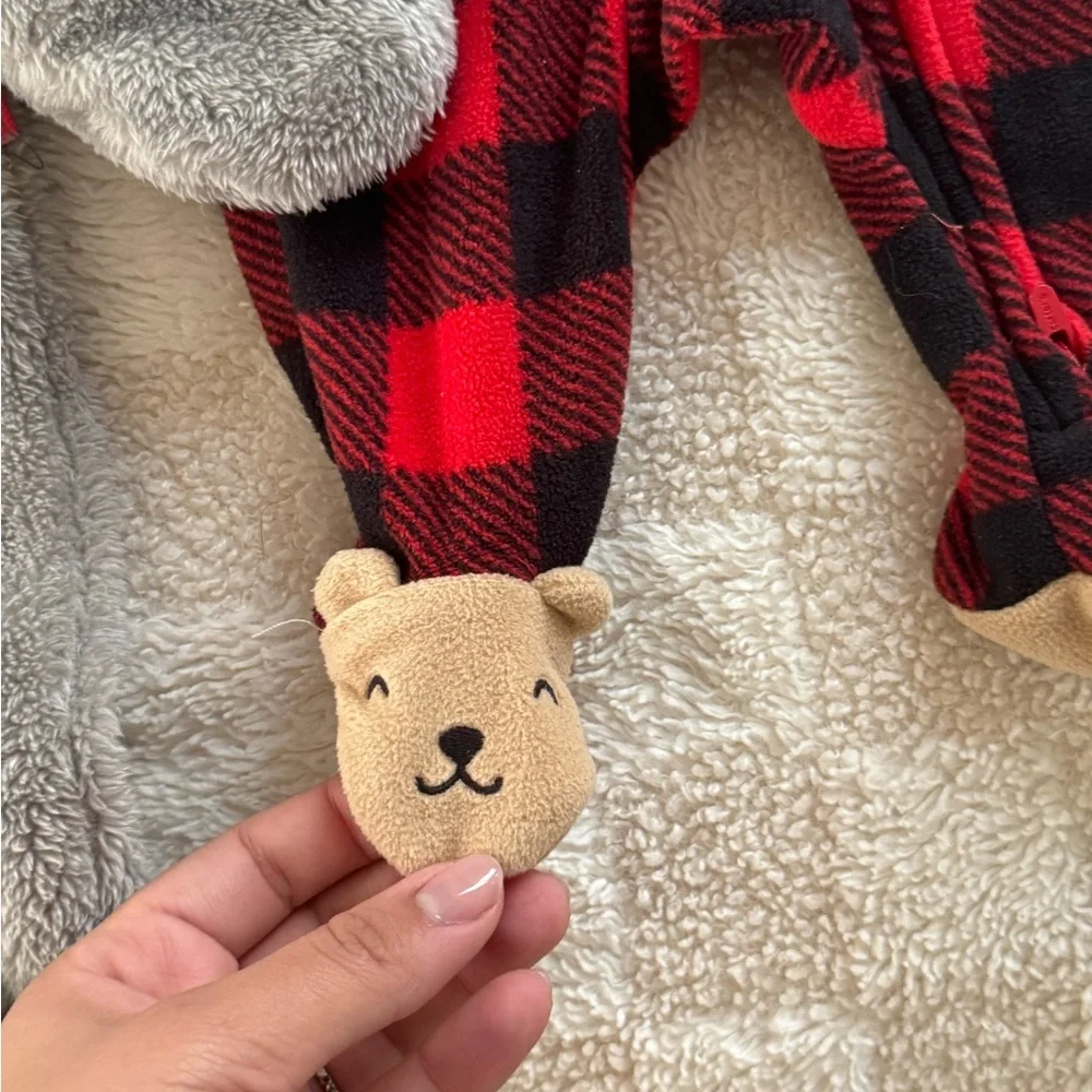 Magnetic Me Gray Footies Set | Newborn - Picture 5 of 9